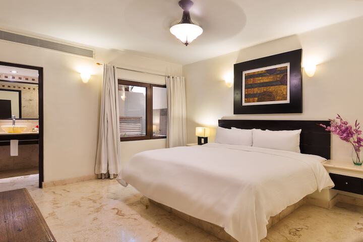 Room 16 of 204