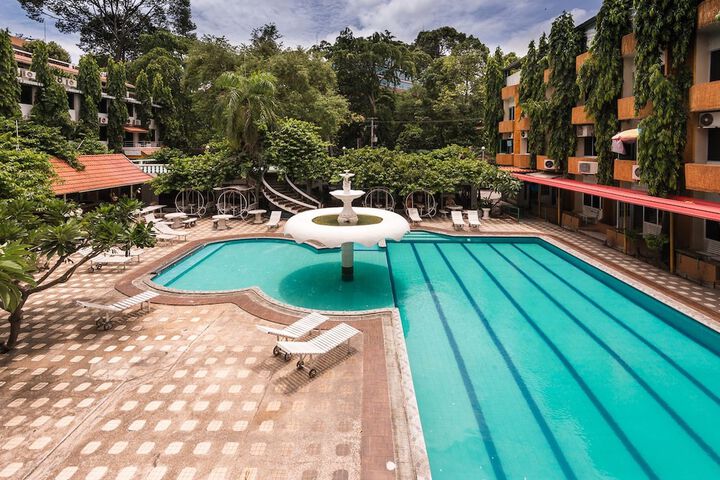 Pool 42 of 66