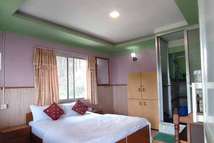 Room 11 of 46