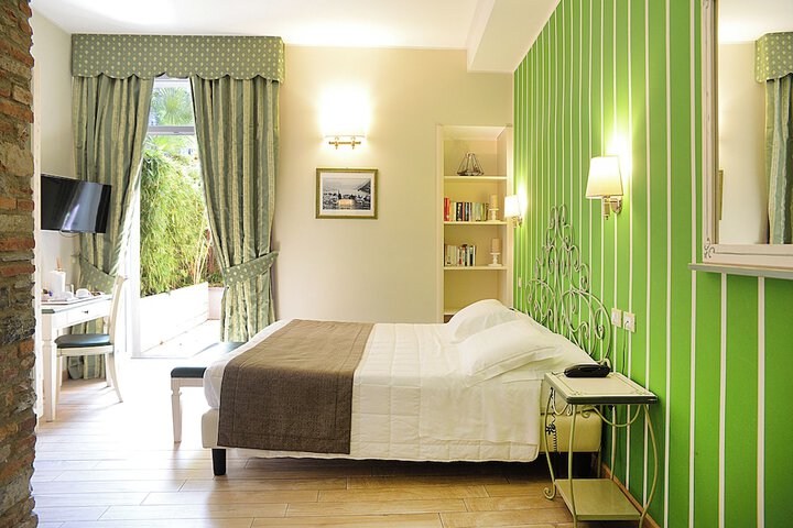 Room 17 of 57