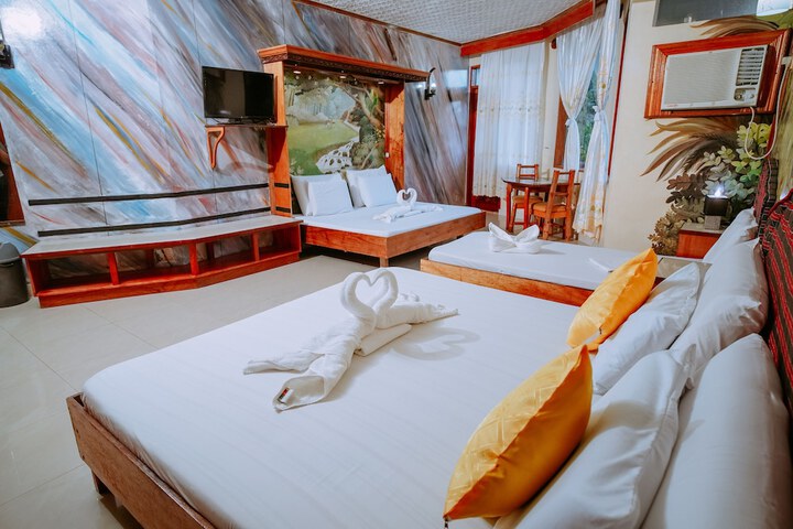 Room 25 of 60