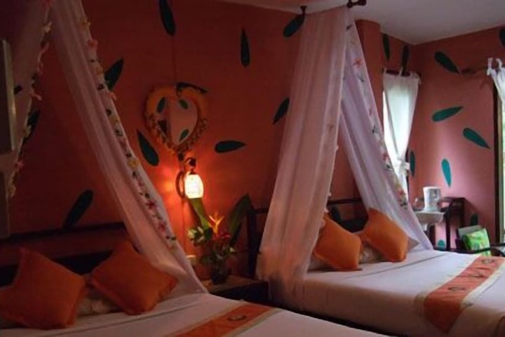 Room 9 of 71