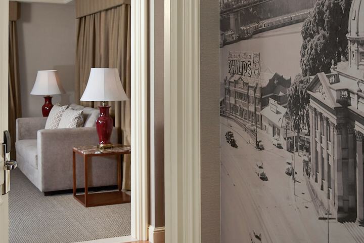 Room 10 of 109