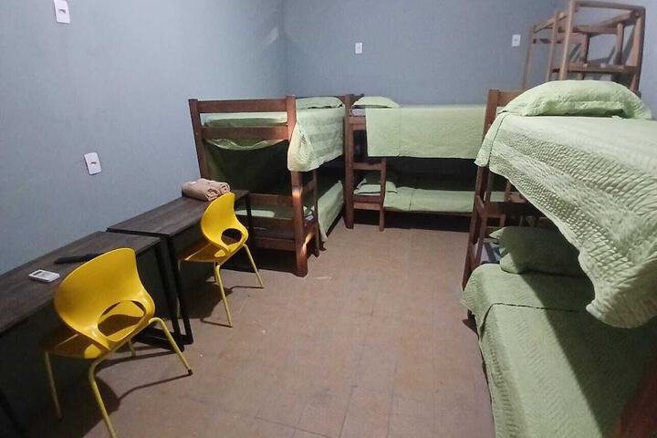 Room 25 of 61