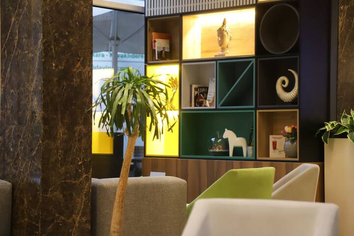 Lobby Entry