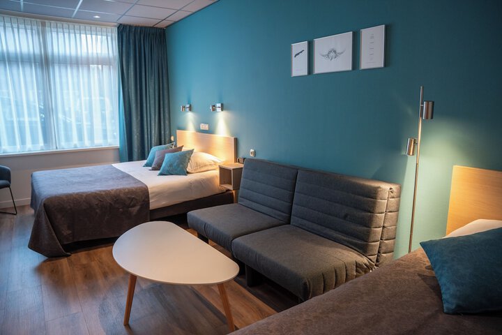 Room 8 of 70