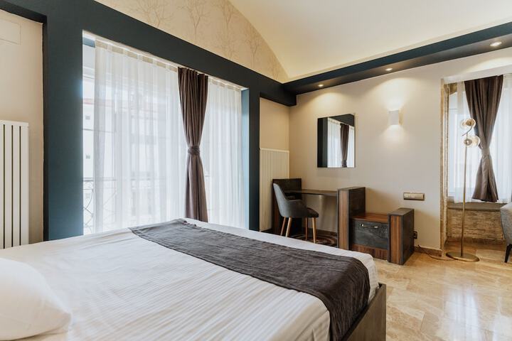 Room 34 of 66