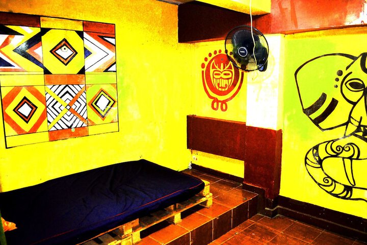 Room 9 of 24