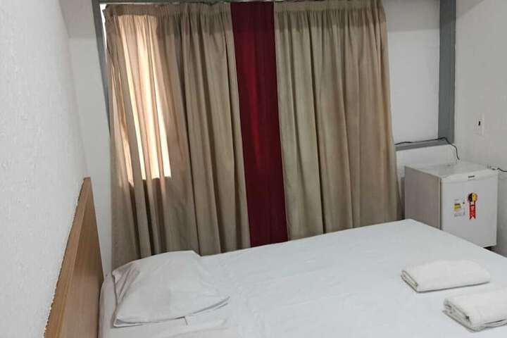 Room 28 of 45