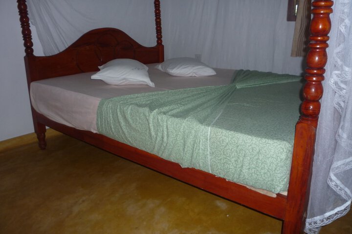 Room 7 of 43