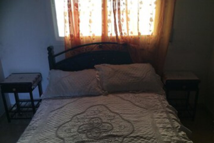 Room 22 of 35