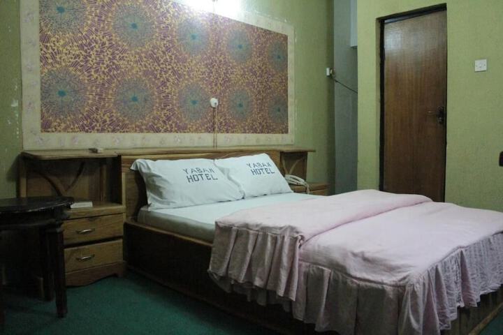 Room 11 of 26