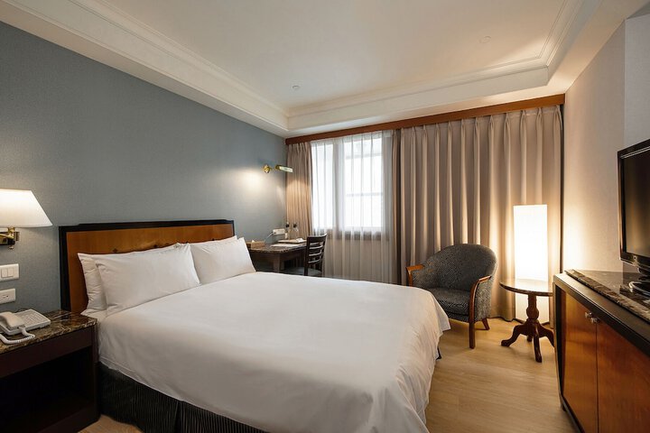 Room 25 of 64