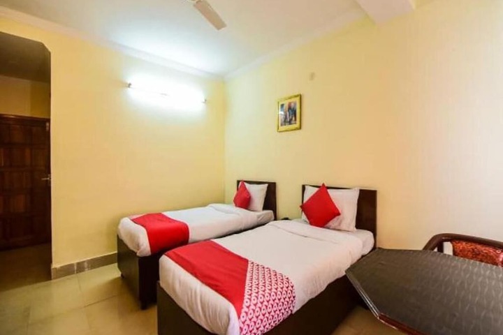 Room 10 of 49