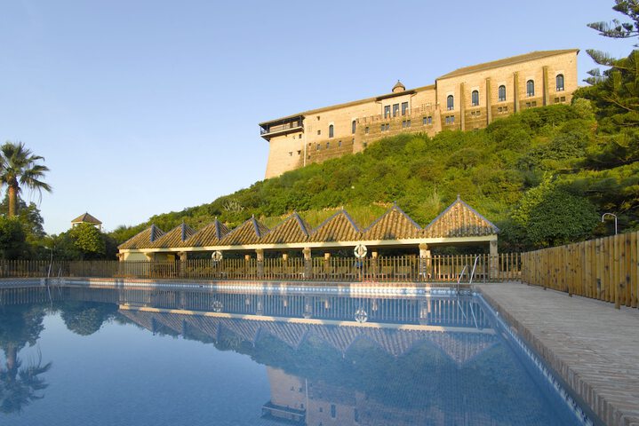Hotel with Pool