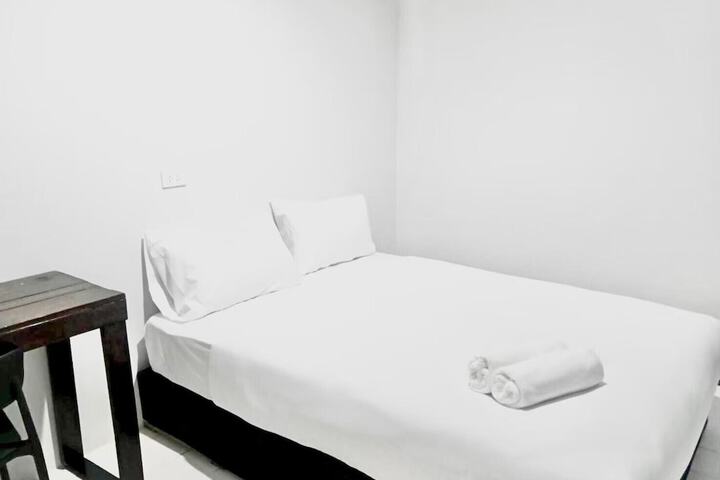 Room 2 of 21