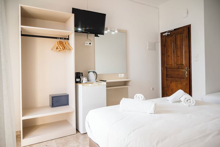 Room 21 of 86