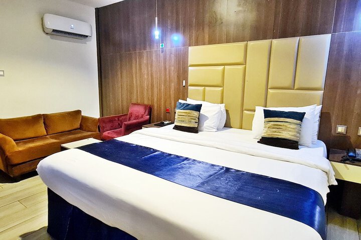 Room 20 of 51