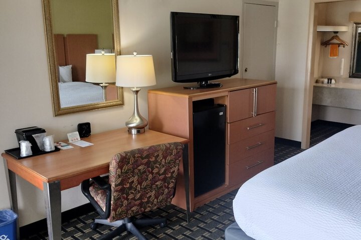 Room 48 of 190