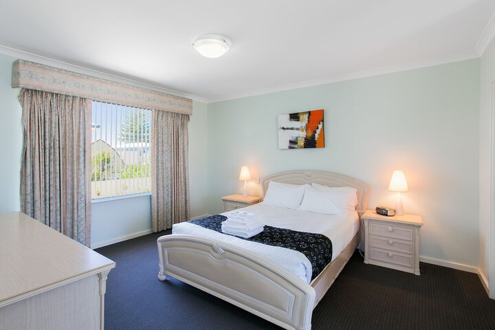 Room 18 of 60
