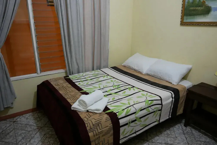 Room 4 of 21