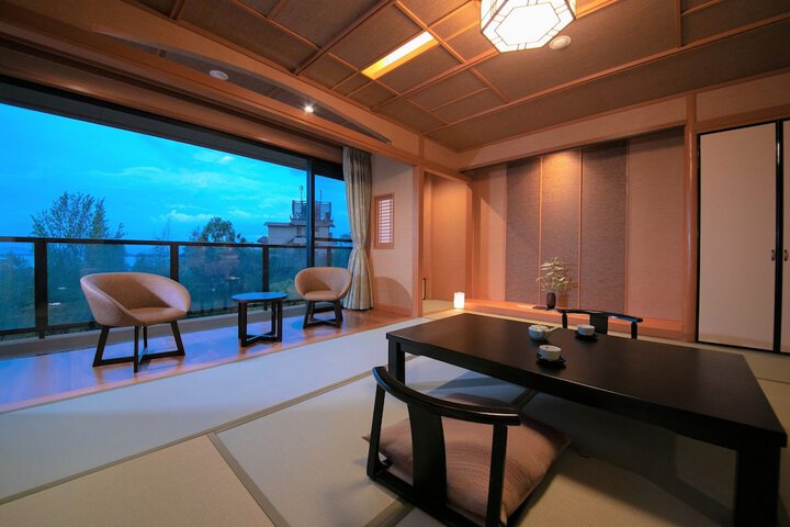 Room 11 of 70