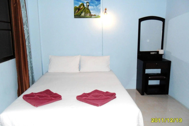 Photo 6
