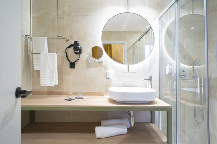 Bath Photo