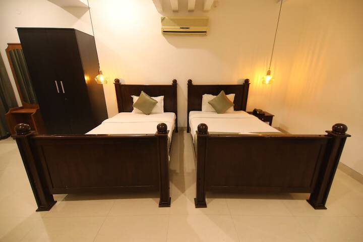 Room 3 of 31