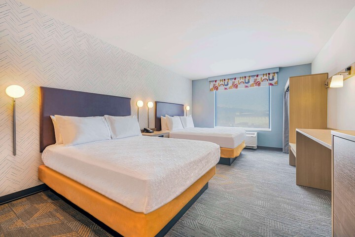 Room 9 of 46