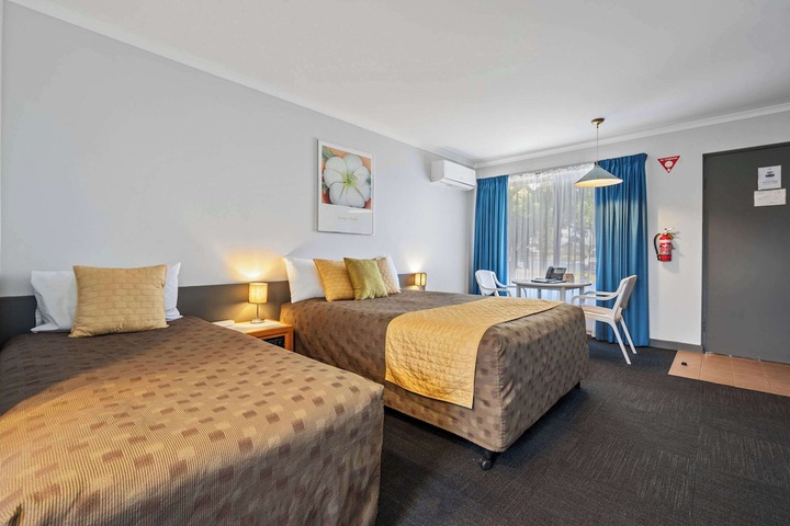 Room 15 of 41