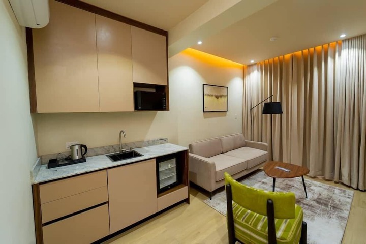 Room 27 of 45