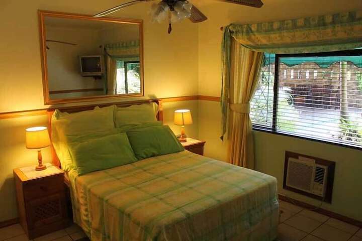 Room 3 of 16
