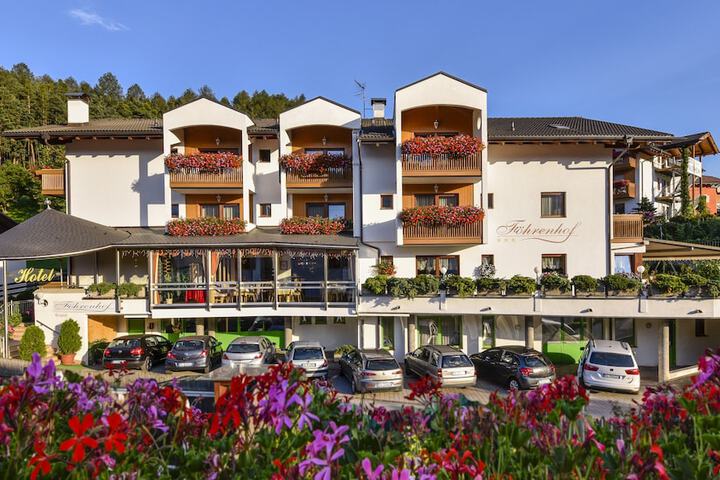 Hotel Föhrenhof in Naz Sciaves