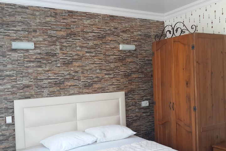 Room 20 of 64