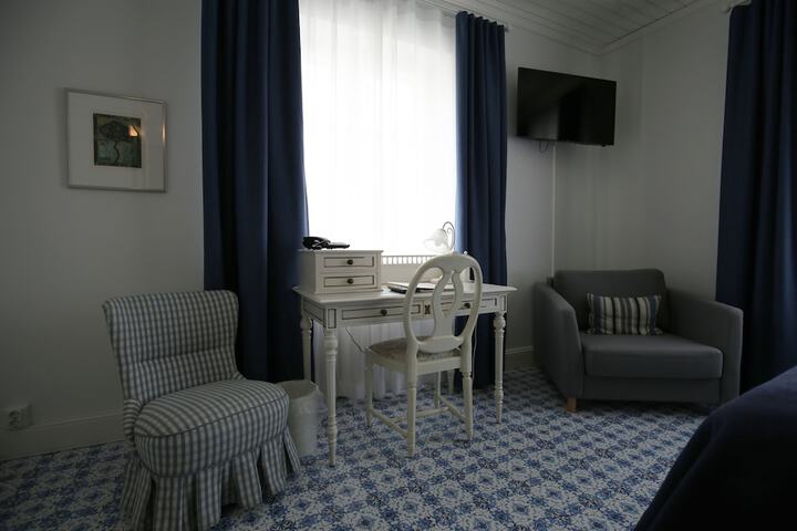 Room 26 of 54