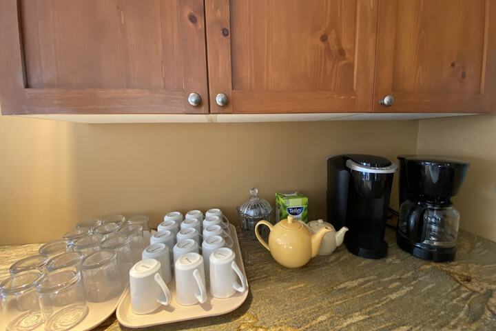 Breakfast/Coffee Service 36 of 74
