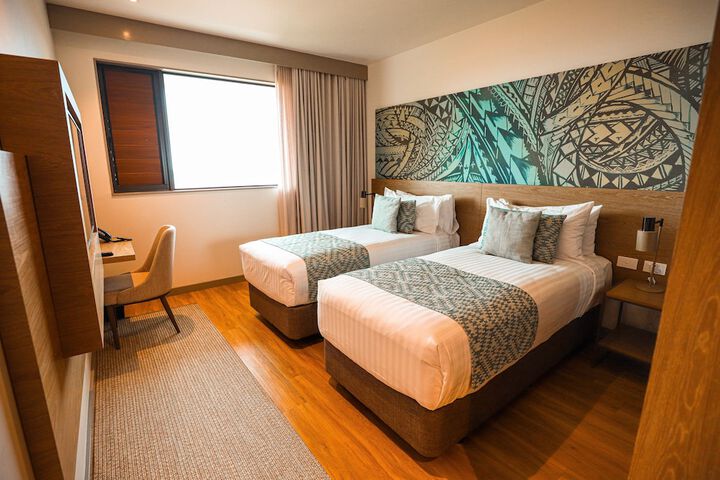Room 10 of 29