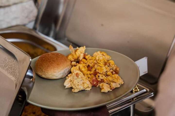 Breakfast/Coffee Service 32 of 36