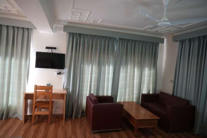 Overland Heights - Near Leh Airport