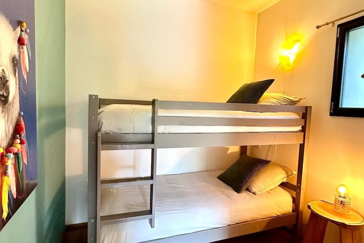 Room 5 of 113
