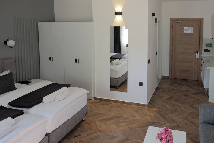 Room 30 of 71
