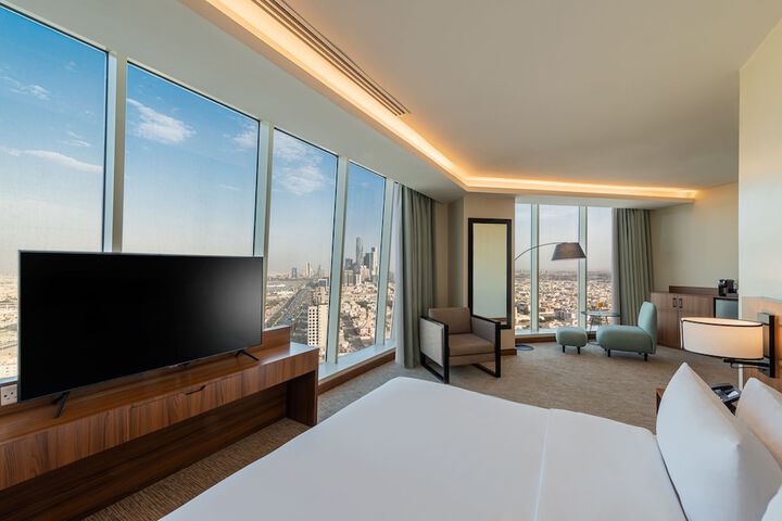 Room 16 of 50