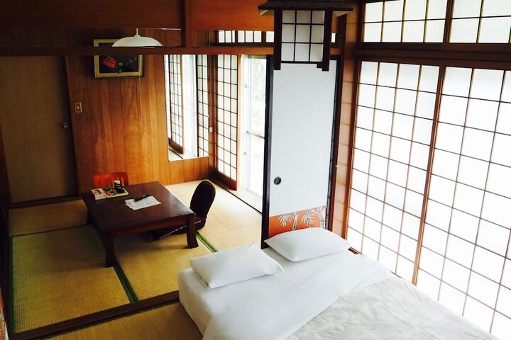 Room 19 of 68