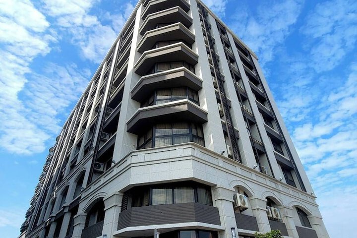 Hotel 53 of 57