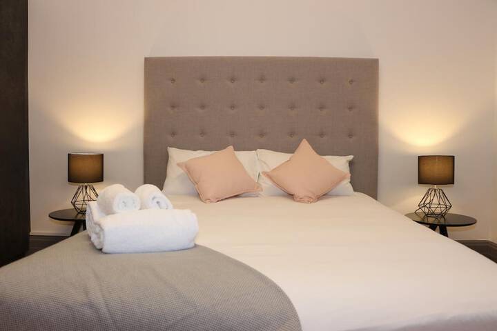 Room 16 of 36