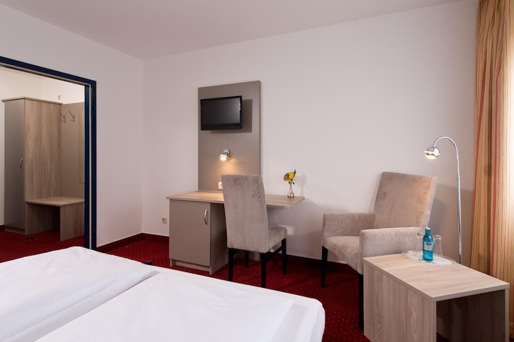 Room 20 of 47