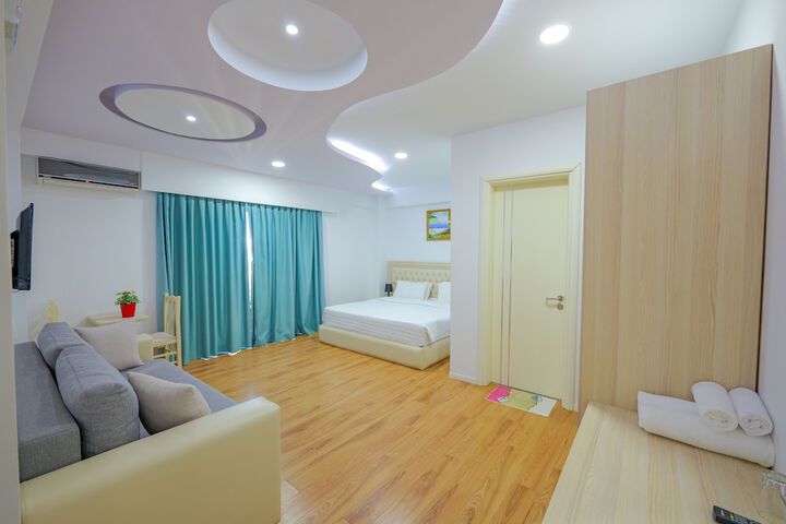 Room 20 of 119