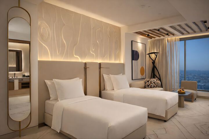 Room 36 of 154