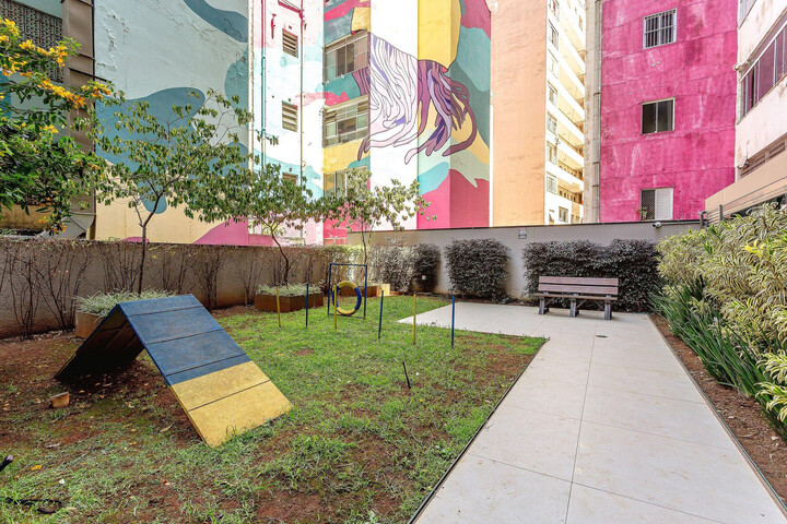 Room 19 of 48